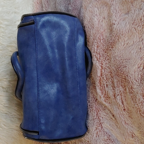 💚Nicole Miller Blue zipper satchel with crossbody strap - Picture 14 of 16